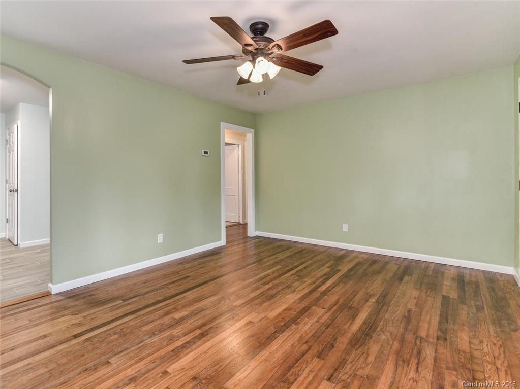 140 Carrier Street - Photo 6