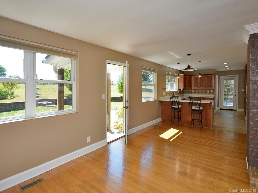 450 Tracy Grove Road - Photo 4