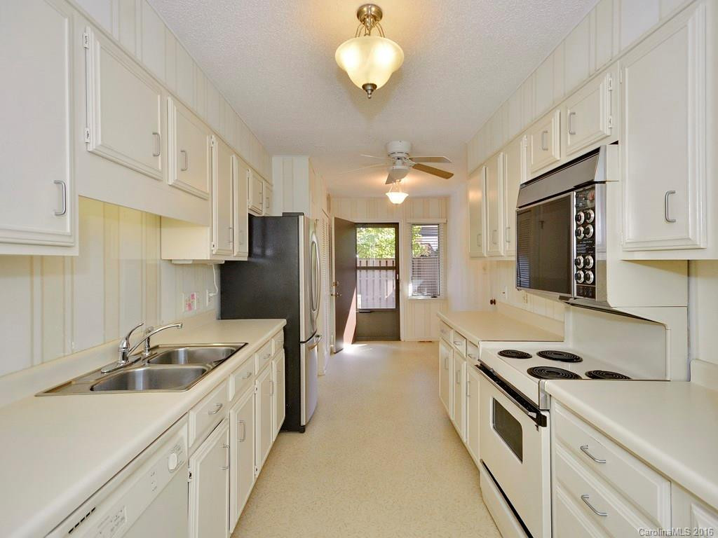 454 Crowfields Drive #AA3 - Photo 2