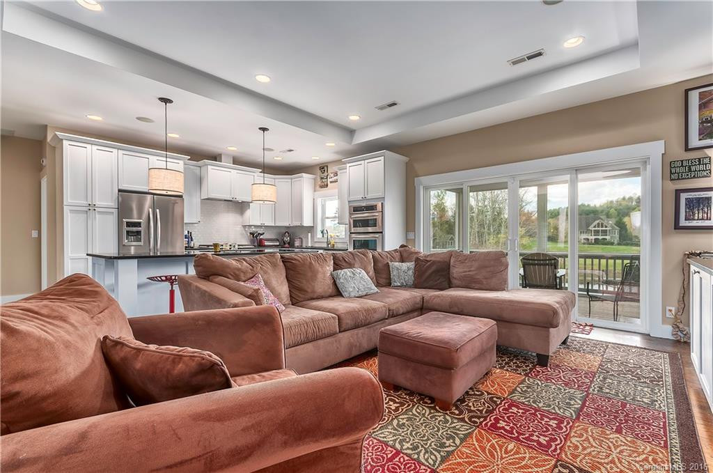 608 Vista Falls Road - Photo 5