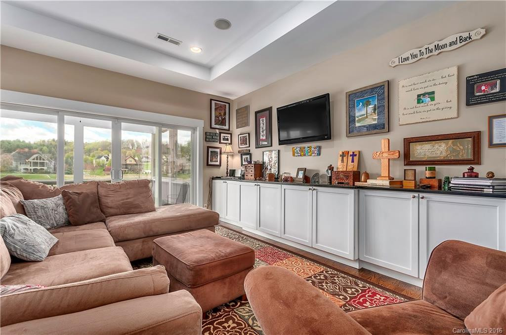 608 Vista Falls Road - Photo 6