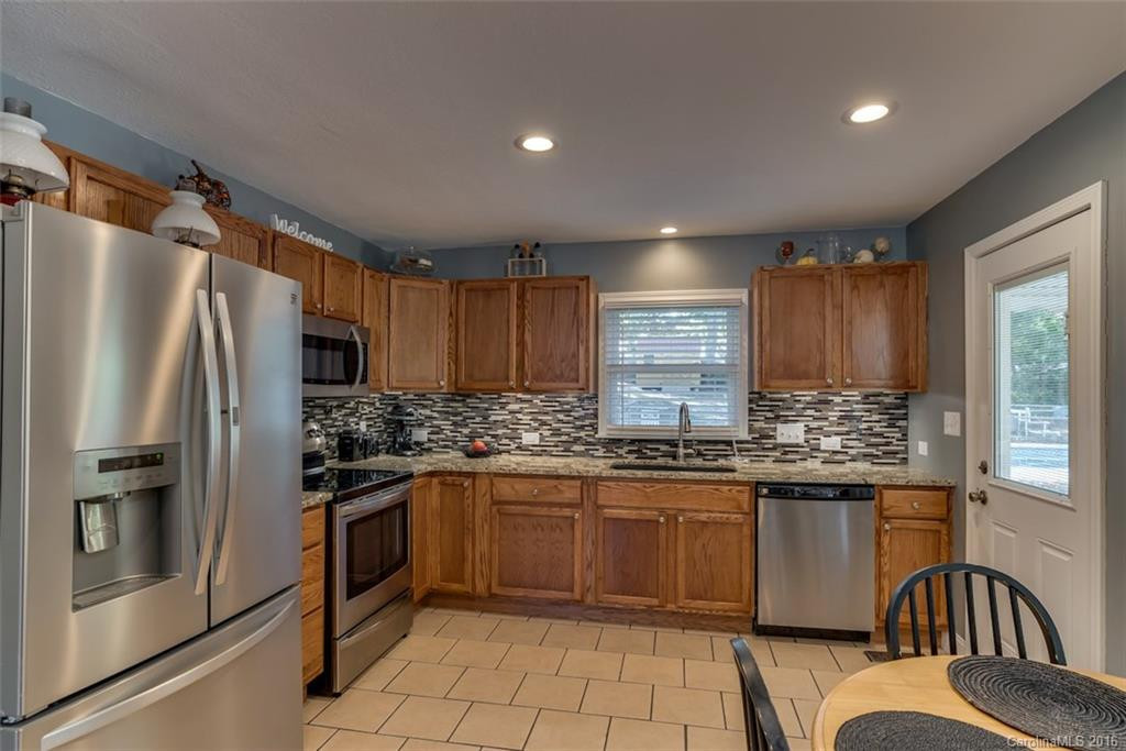 149 Emory Avenue - Photo 4