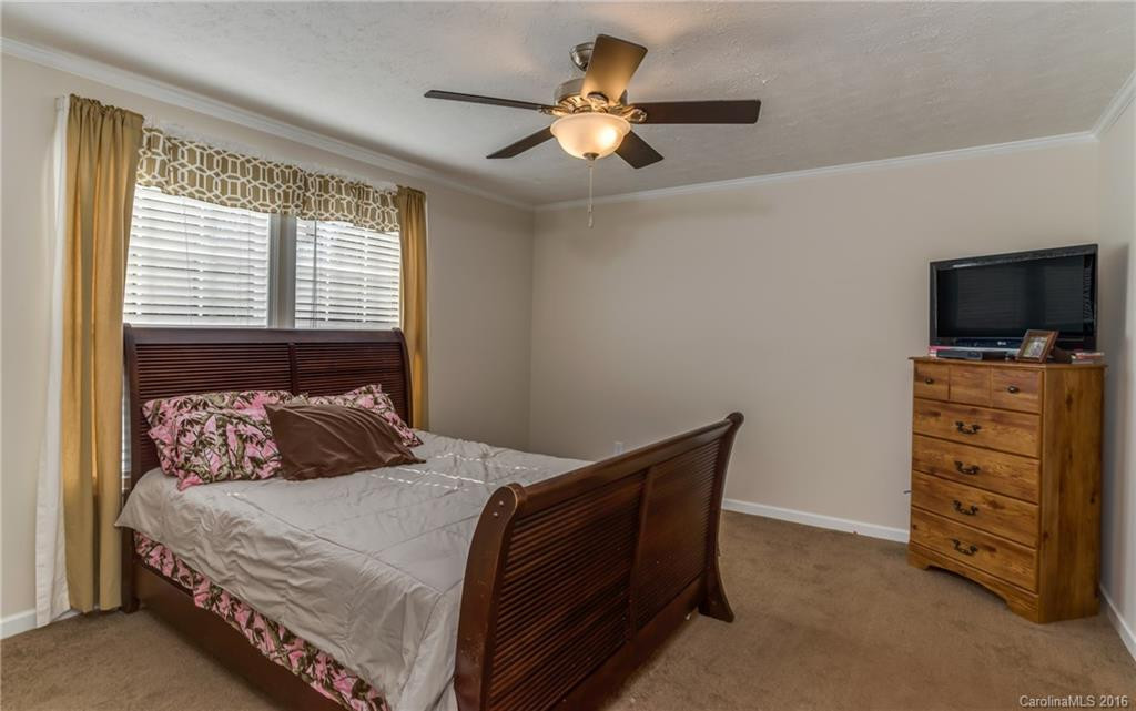 24 Olivia Lane - Photo 6