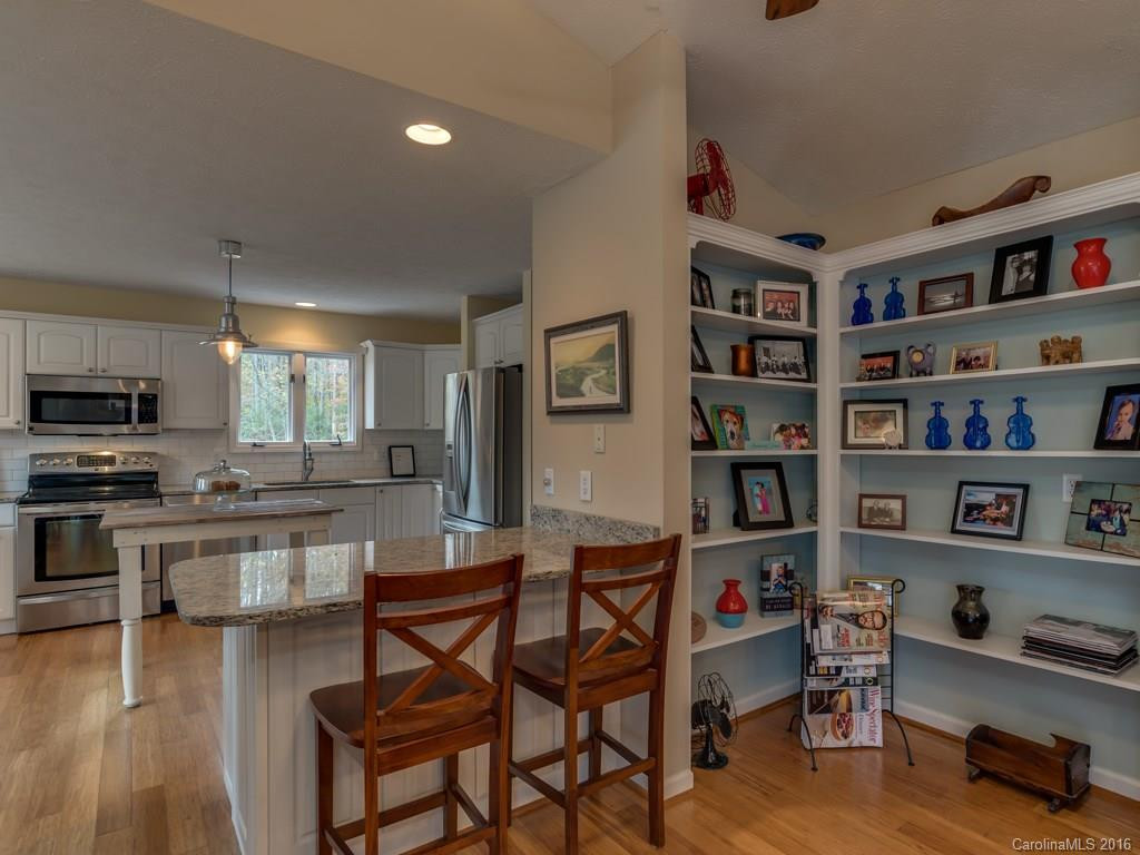 1533 Trammel Gap Road - Photo 5
