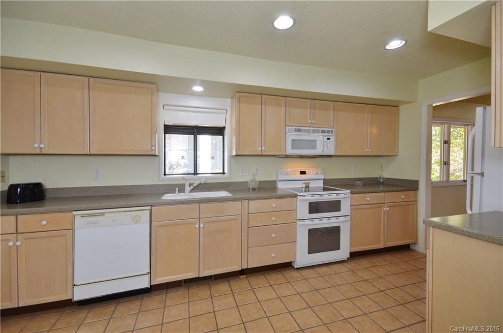 3060 Golfside Lane - Photo 10