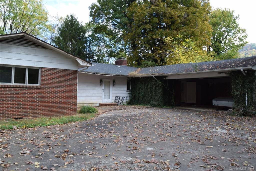 211 Brunswick Drive