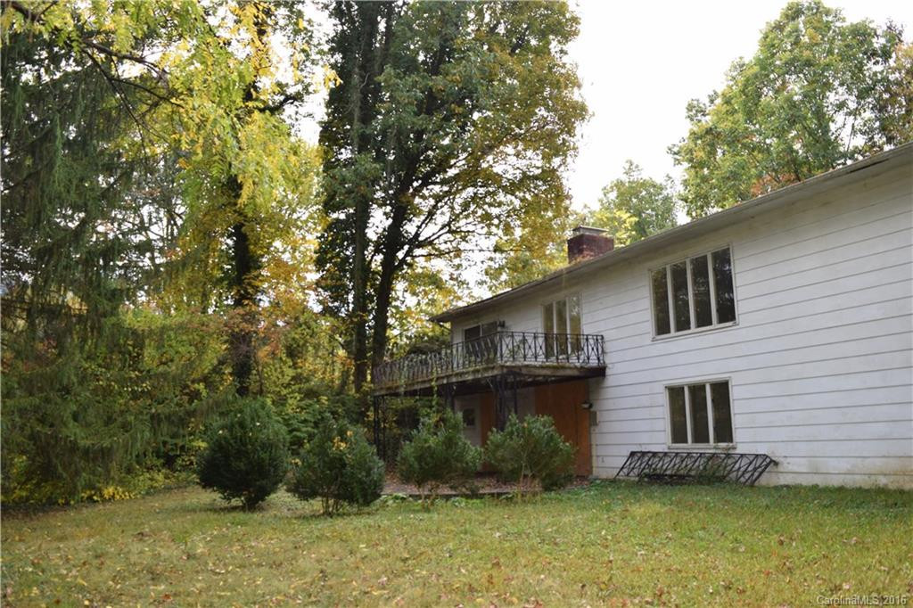 211 Brunswick Drive - Photo 2