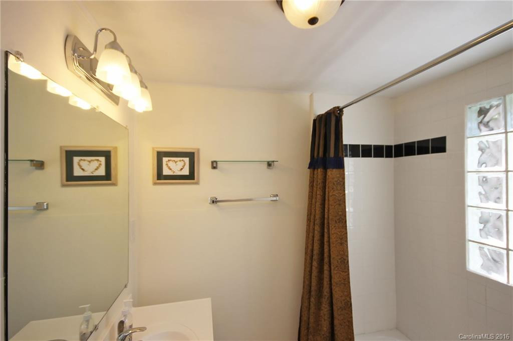 164 Lakeside Drive - Photo 6