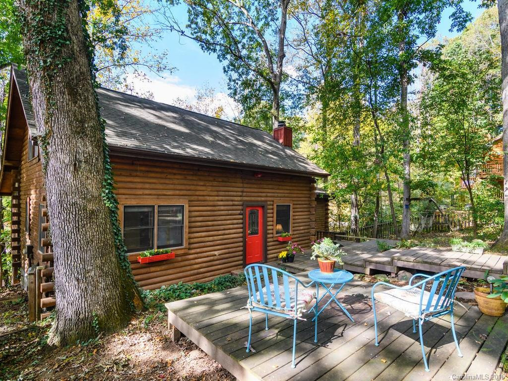9 Woodridge Lane #8