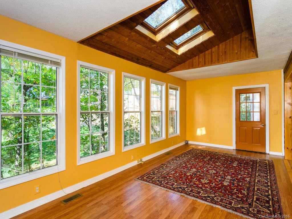 9 Woodridge Lane #8 - Photo 13