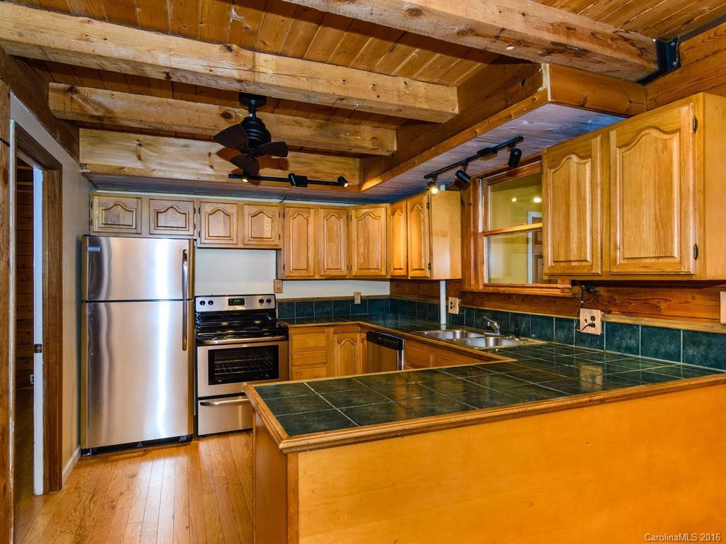 9 Woodridge Lane #8 - Photo 10