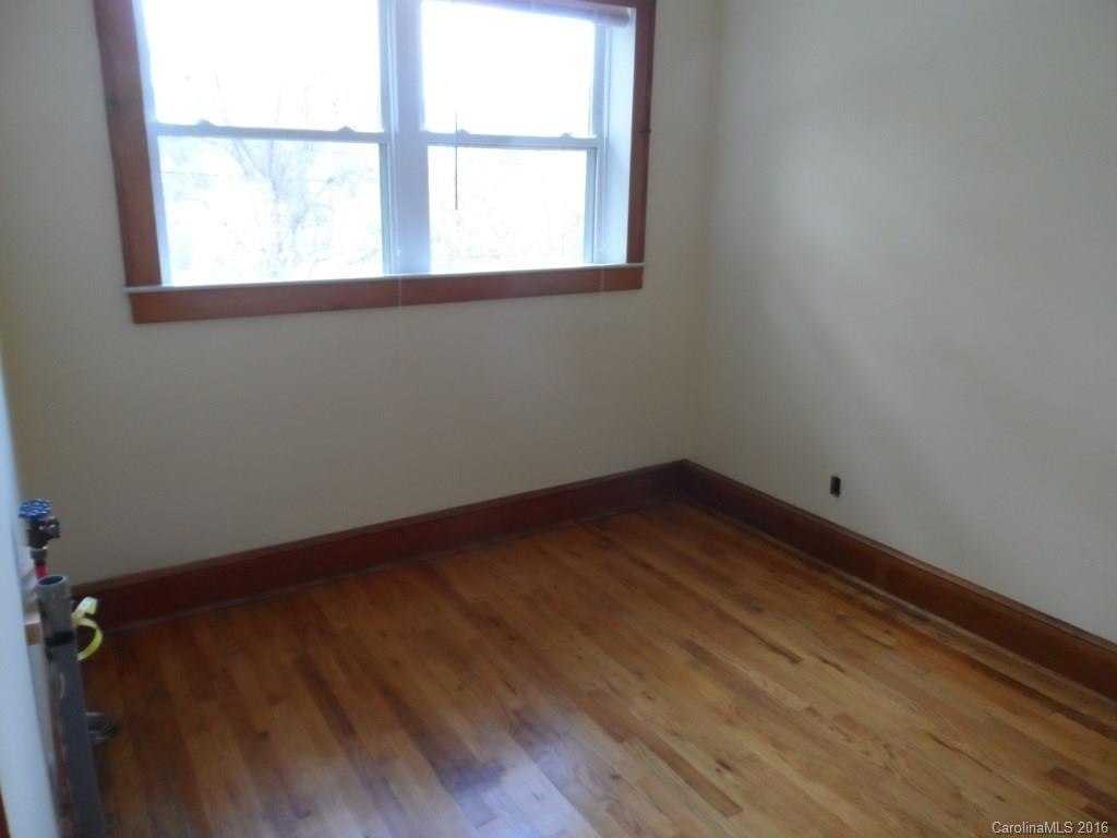4404 N 226 Highway - Photo 4