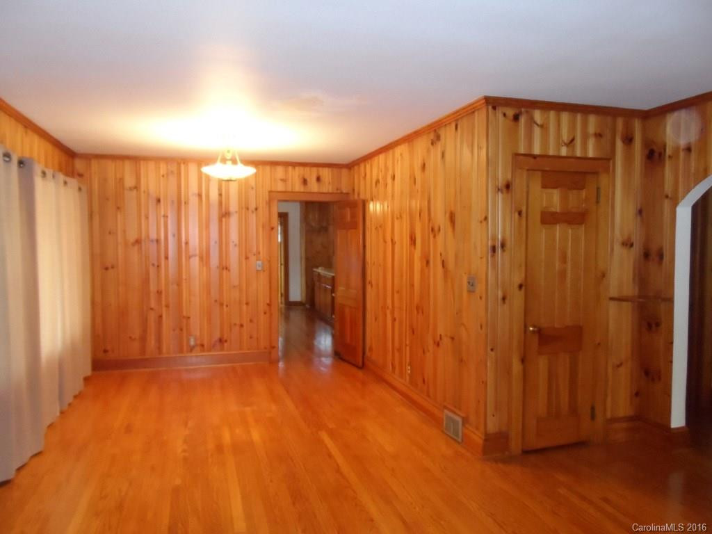 4404 N 226 Highway - Photo 8