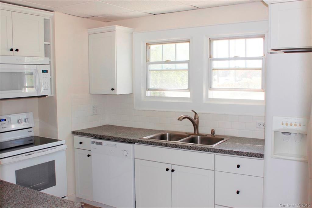 112 Beverly Avenue #7-11 - Photo 13