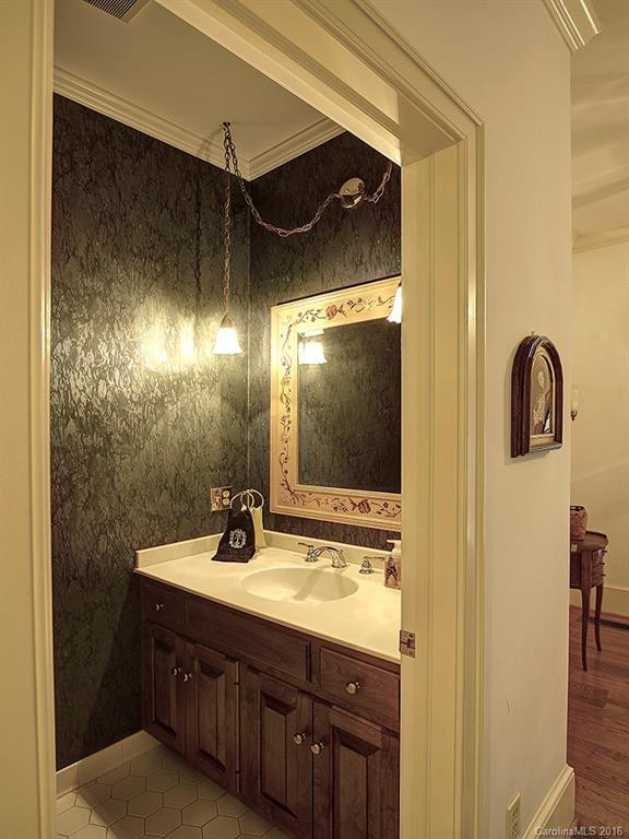 207 Lenoir Circle #2P/O3 - Photo 6