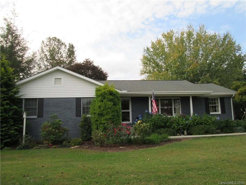 709 Shadywood Lane #33