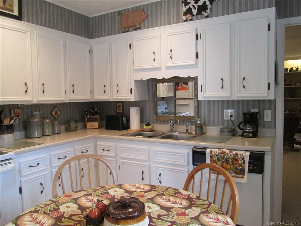 709 Shadywood Lane #33 - Photo 8