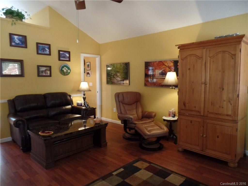 831 Shumont Road #9A & 9B - Photo 7