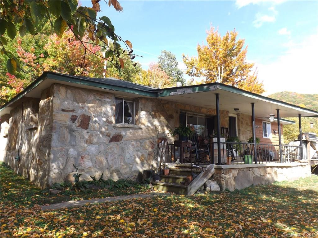 75 Imperial Court