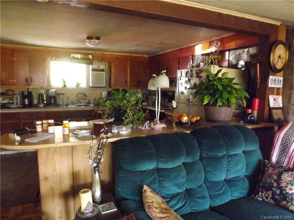 75 Imperial Court - Photo 4