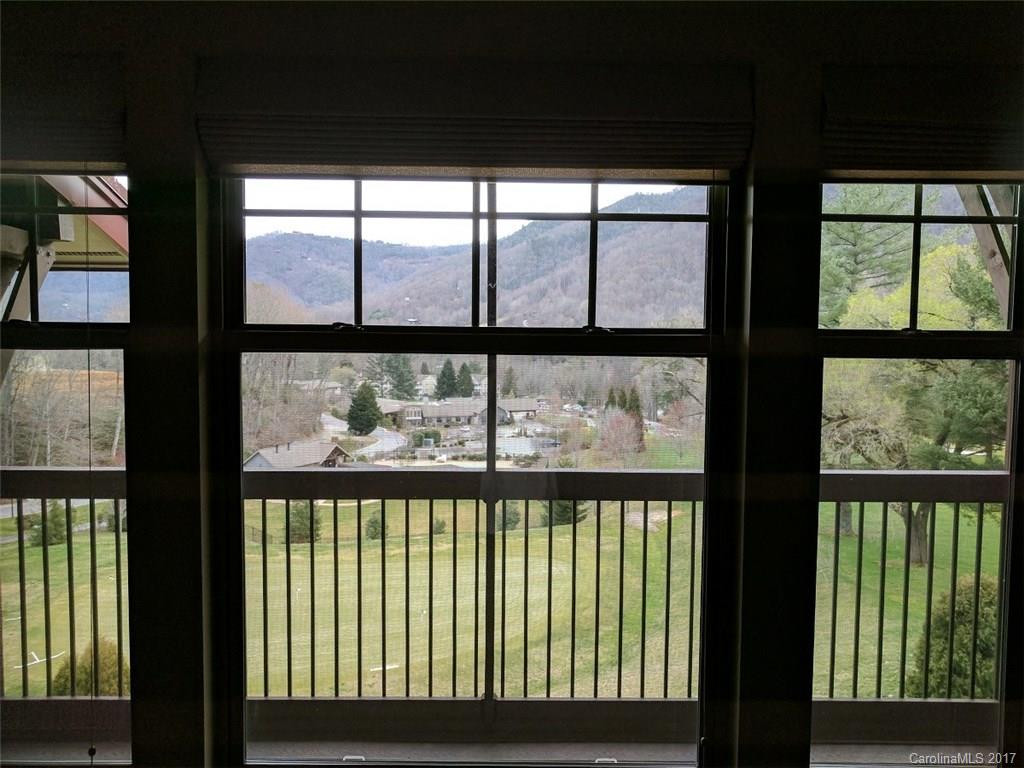 1564 Country Club Drive #302B - Photo 4