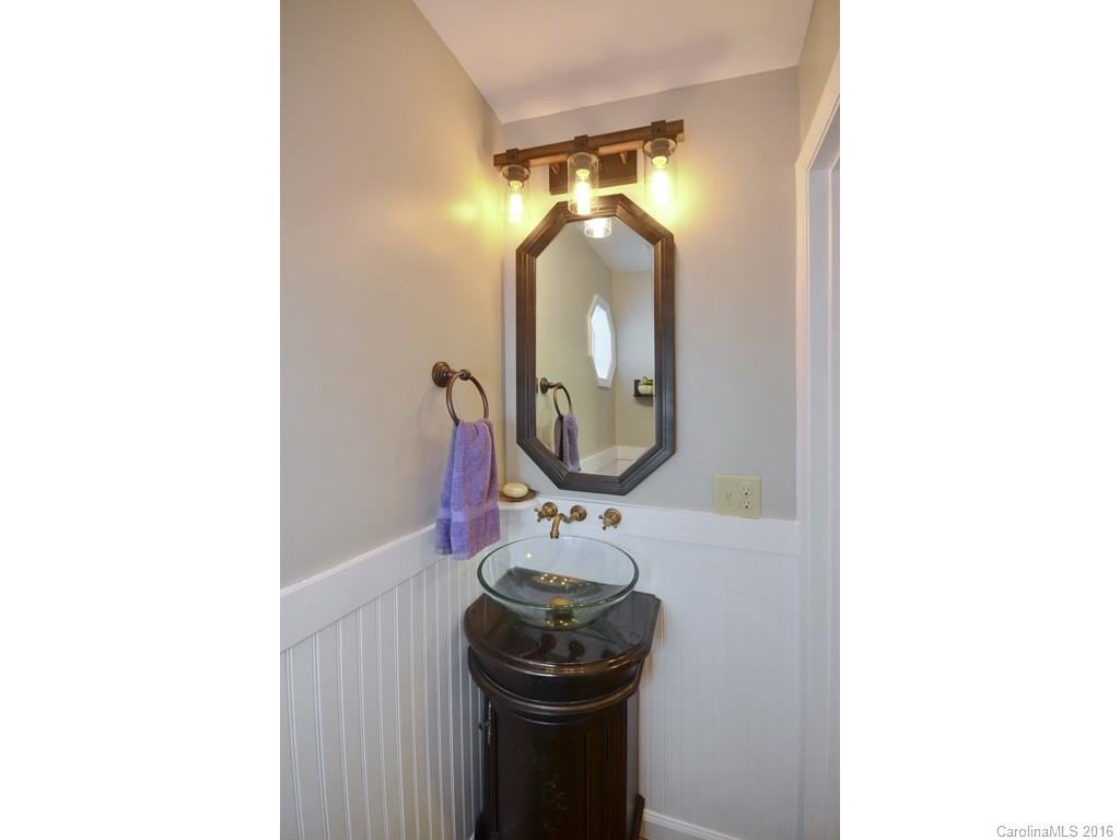 47 Redwood Road - Photo 11