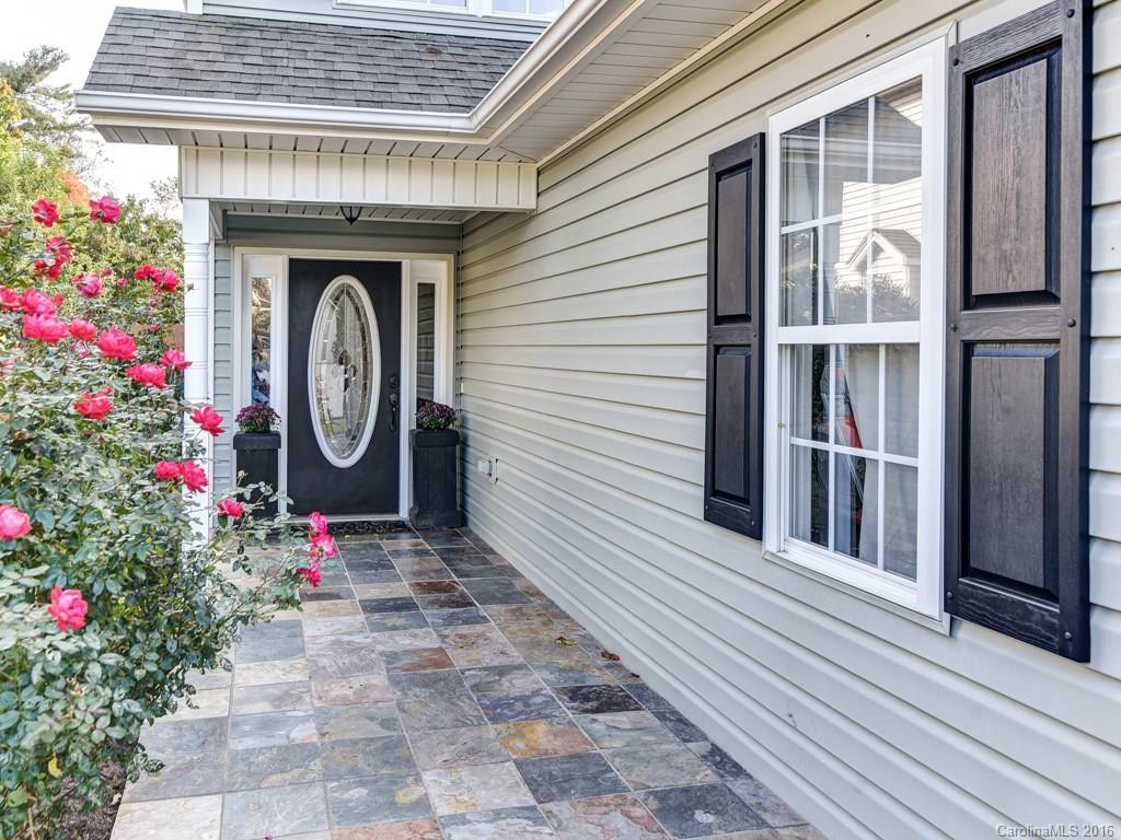 22 Summit Avenue - Photo 2