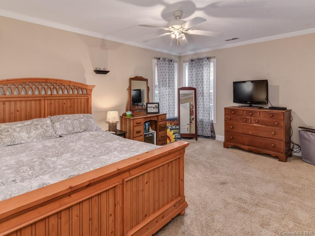 22 Summit Avenue - Photo 12