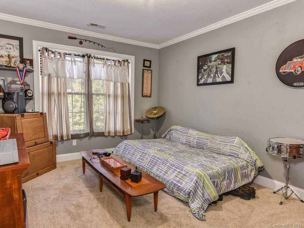 22 Summit Avenue - Photo 17