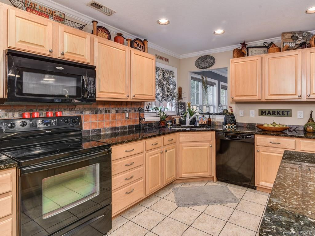 22 Summit Avenue - Photo 9