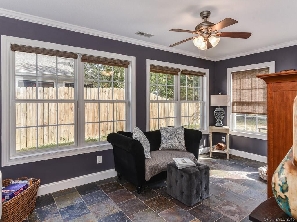 22 Summit Avenue - Photo 10
