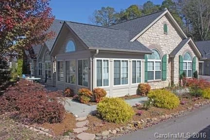 178 Summerfield Place #7A
