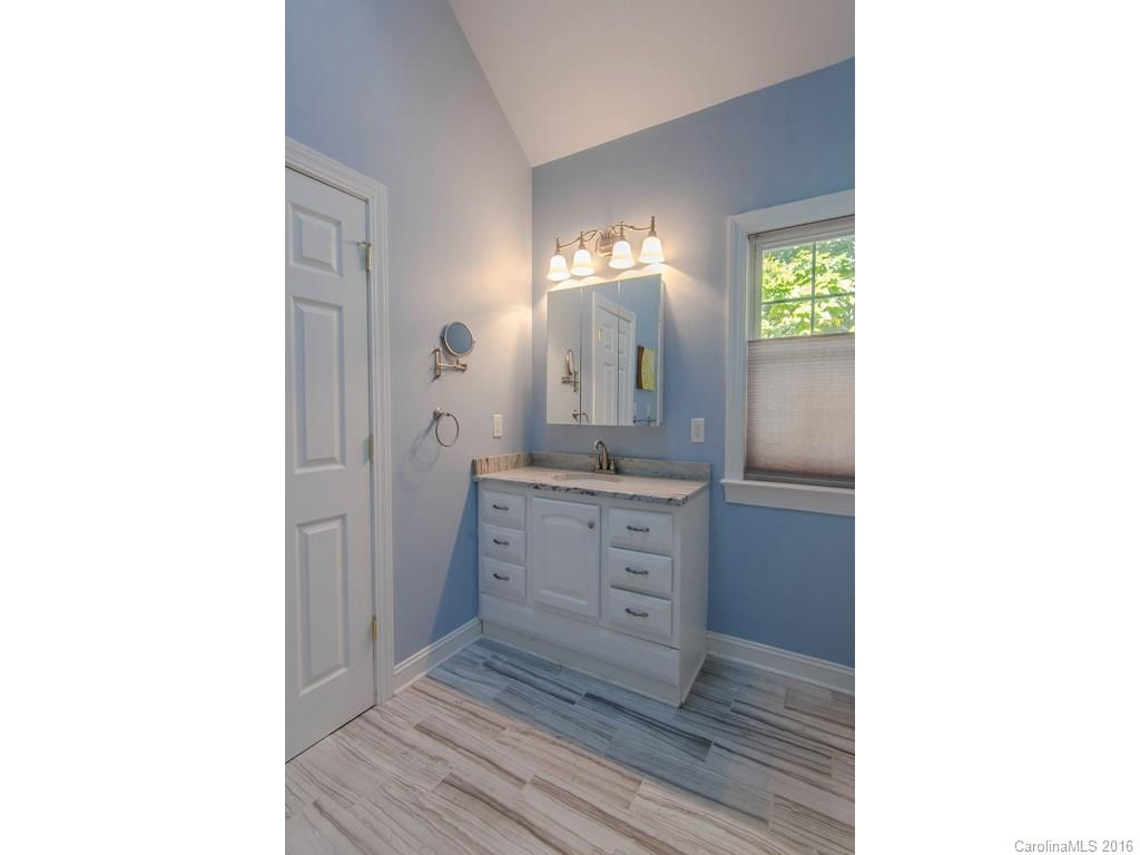 921 Woodvine Road - Photo 16