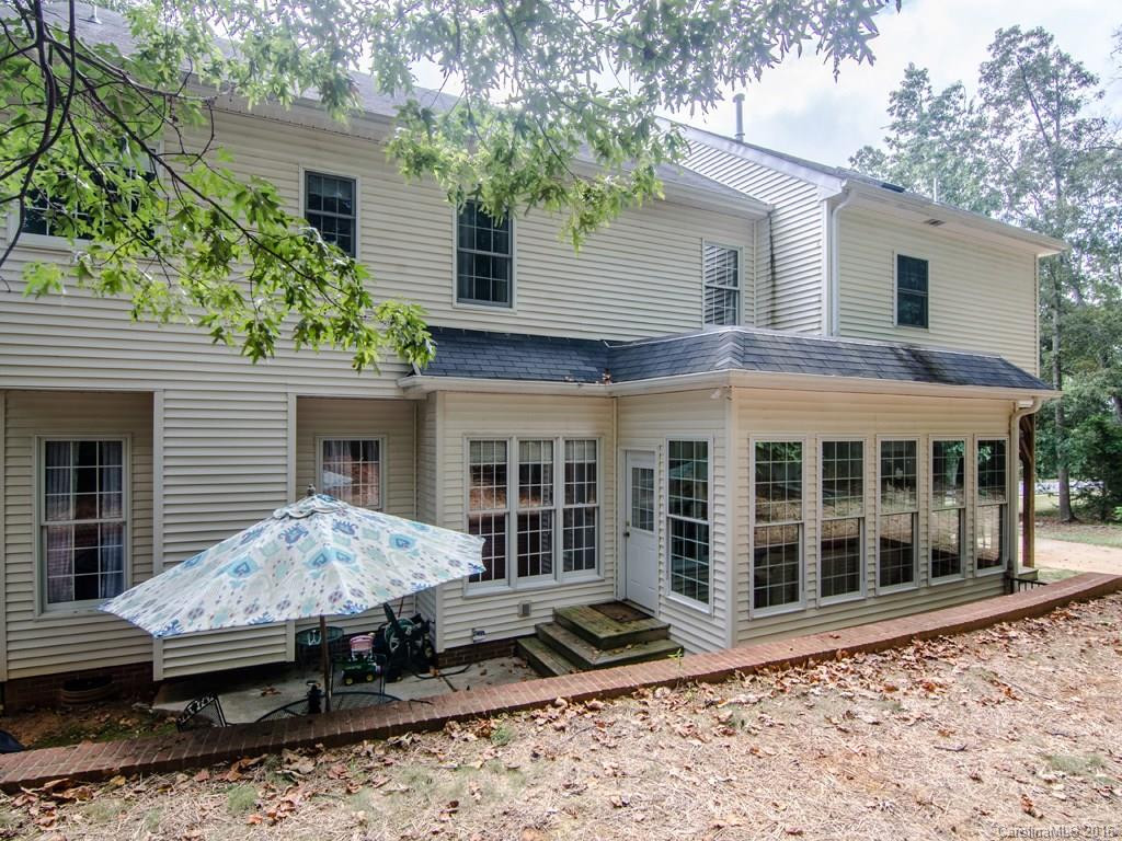 921 Woodvine Road - Photo 22