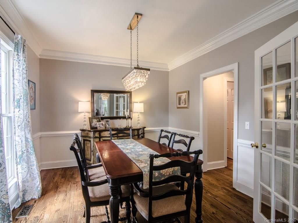 921 Woodvine Road - Photo 4