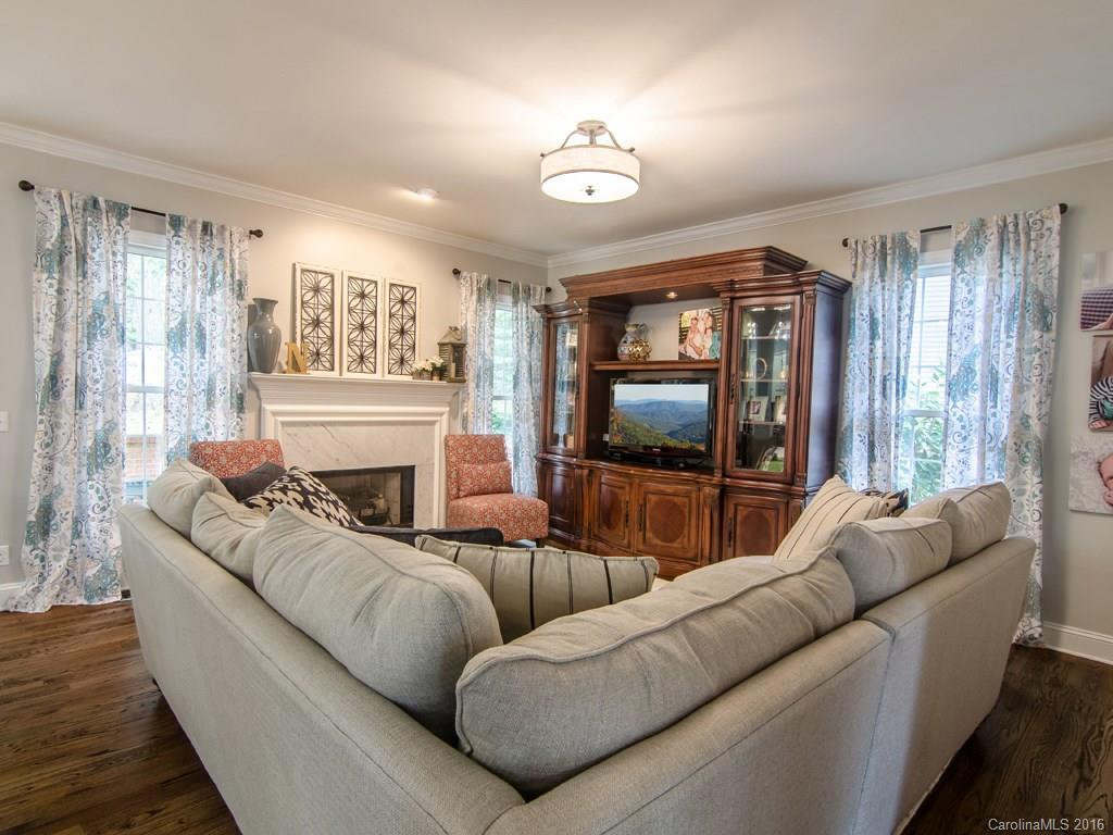 921 Woodvine Road - Photo 6