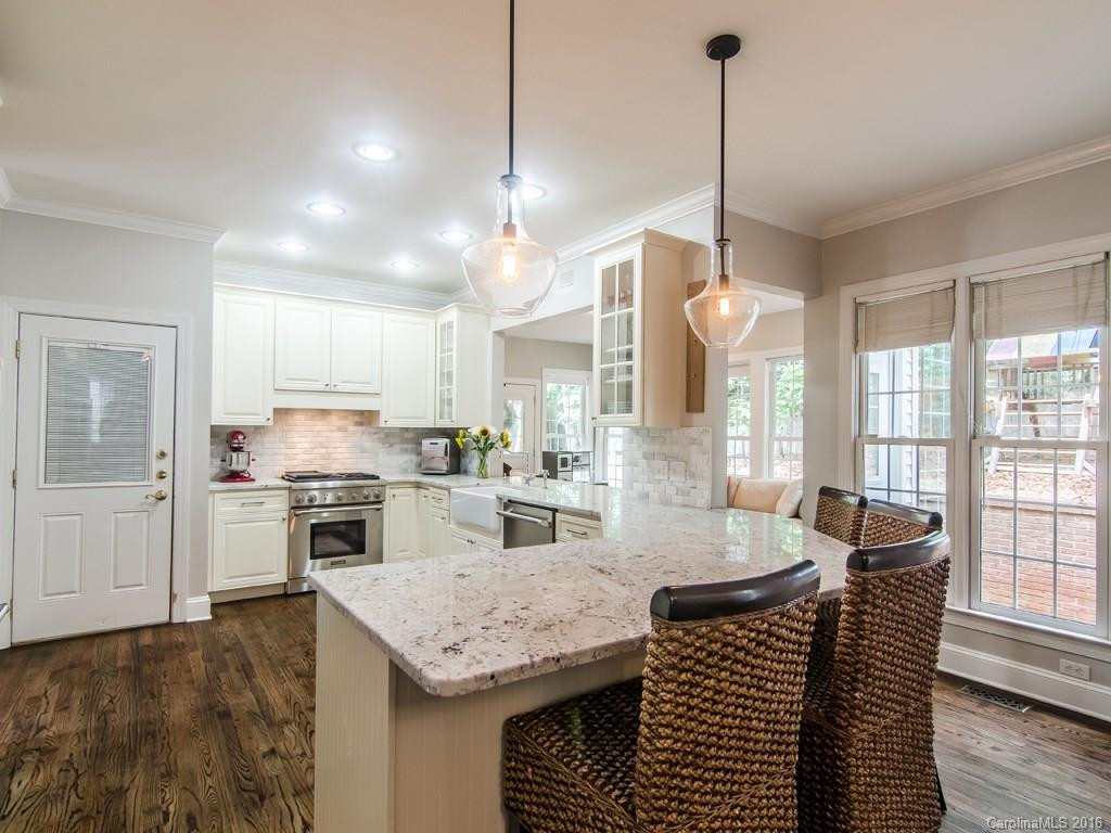 921 Woodvine Road - Photo 7