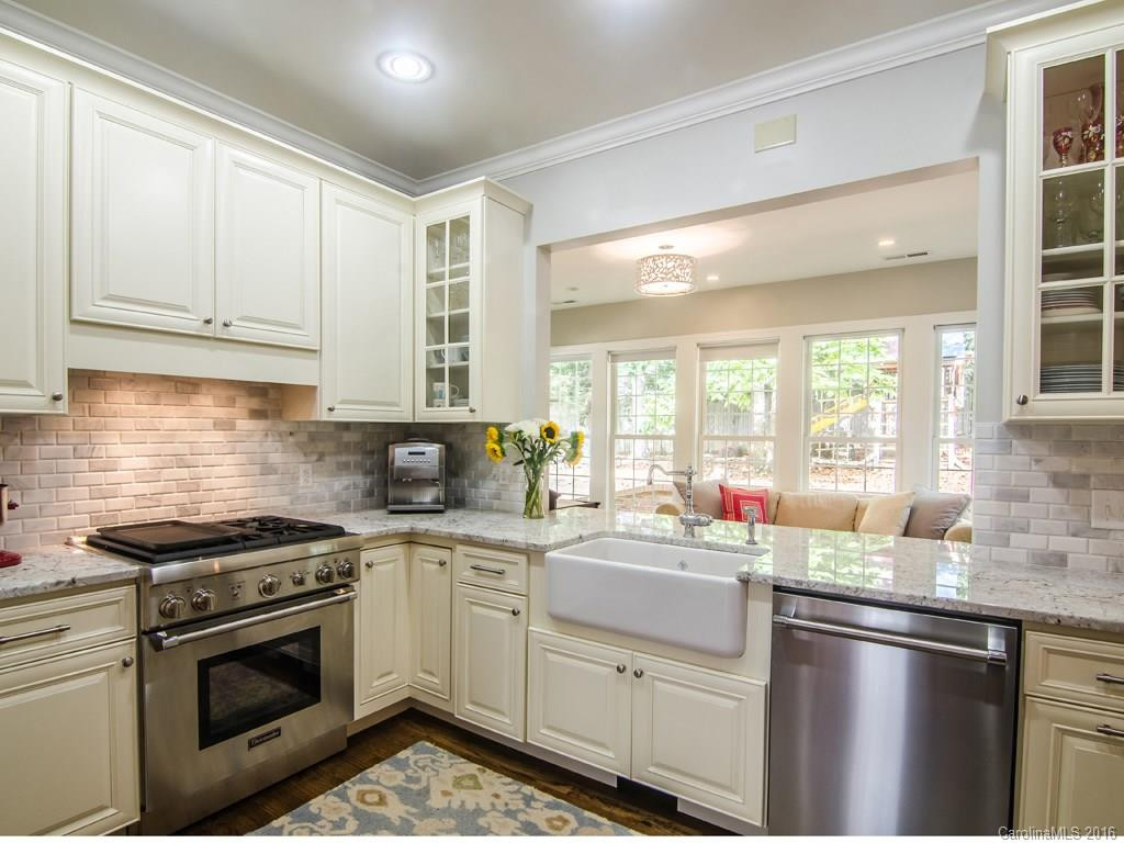 921 Woodvine Road - Photo 8