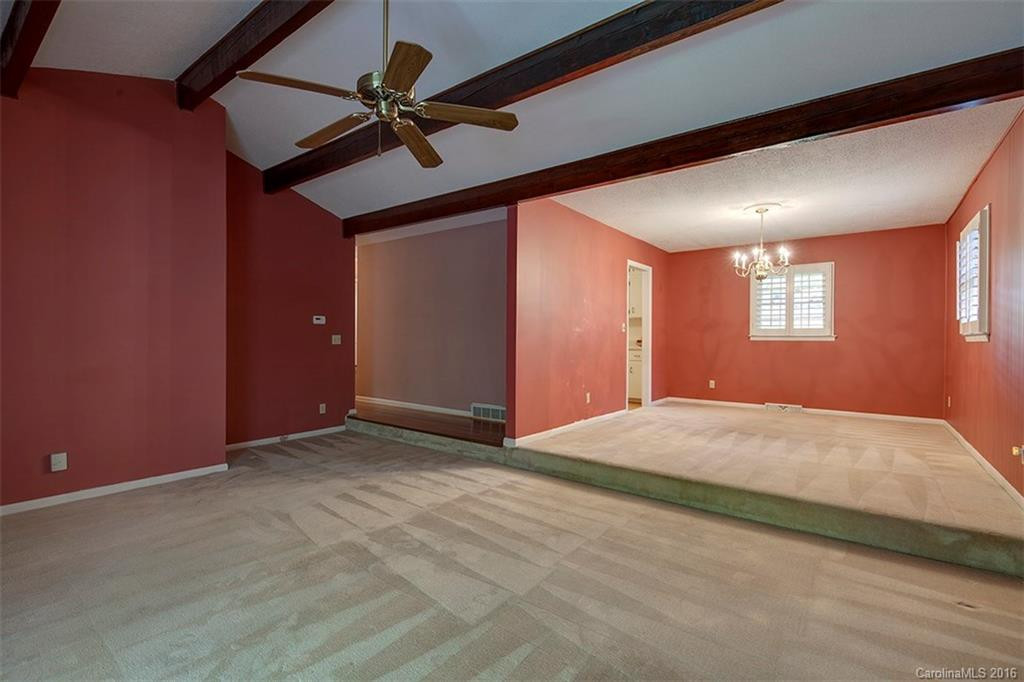 284 Millbrook Drive - Photo 2