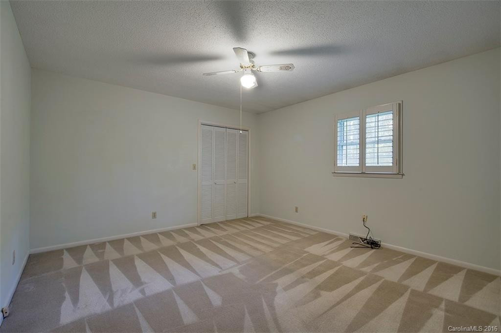 284 Millbrook Drive - Photo 6