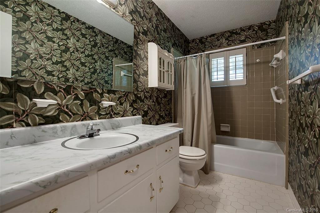 284 Millbrook Drive - Photo 9