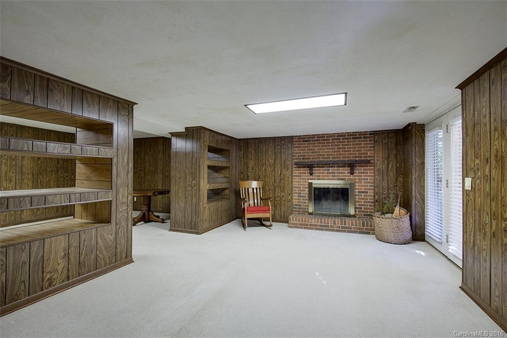 284 Millbrook Drive - Photo 10