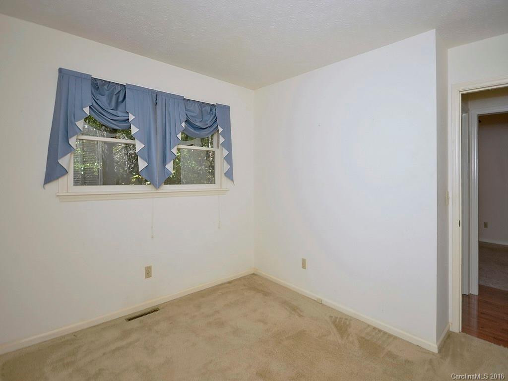 205 Brook Forest Lane - Photo 9