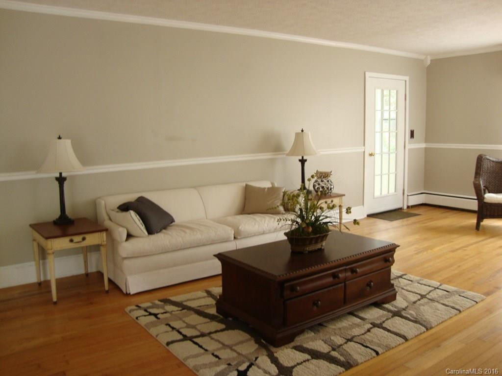 513 Higate Road - Photo 3