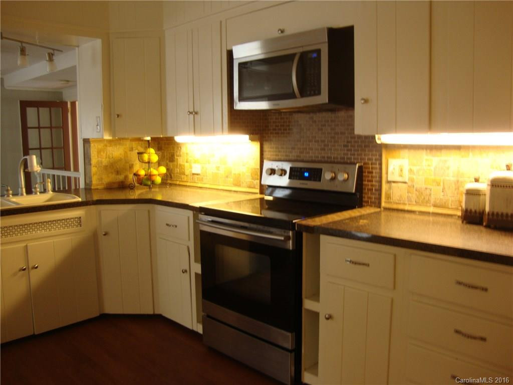 513 Higate Road - Photo 9