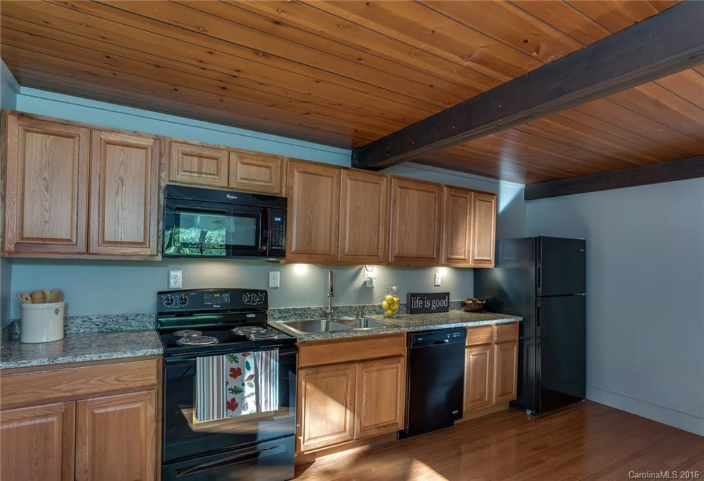 1550 Melrose Mountain Road - Photo 11