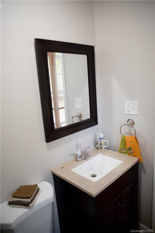 9 Fieldcrest Drive #4 - Photo 12