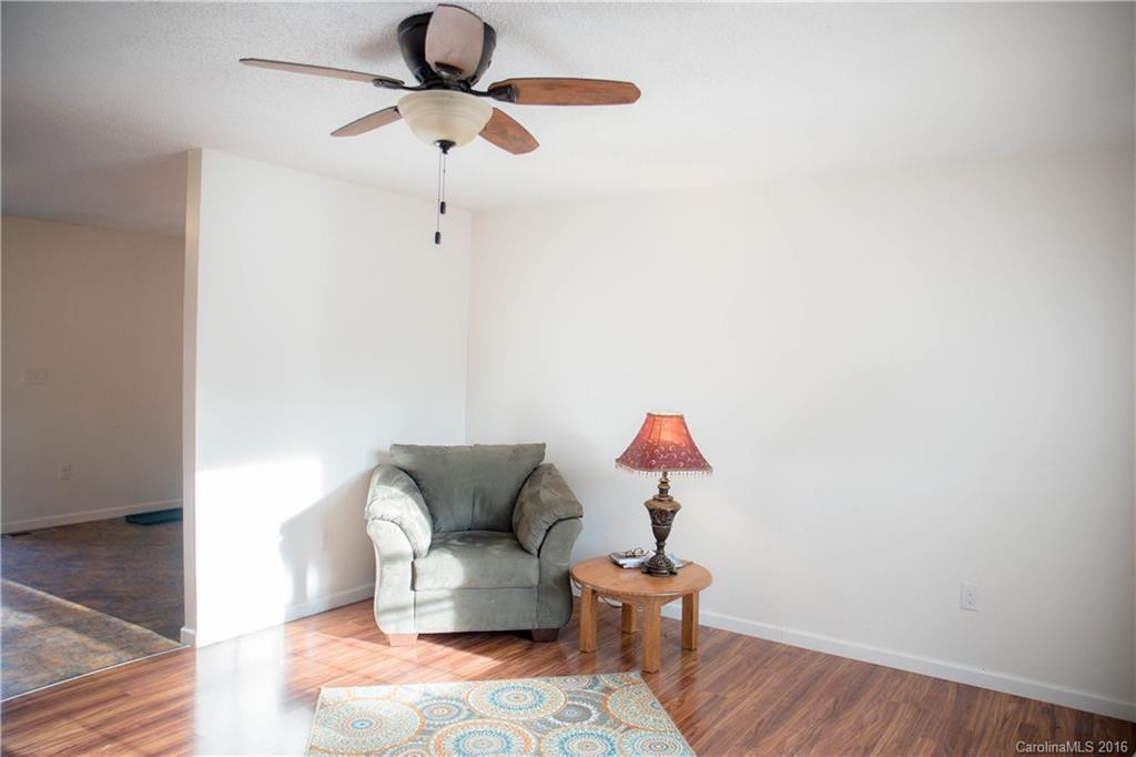 9 Fieldcrest Drive #4 - Photo 13