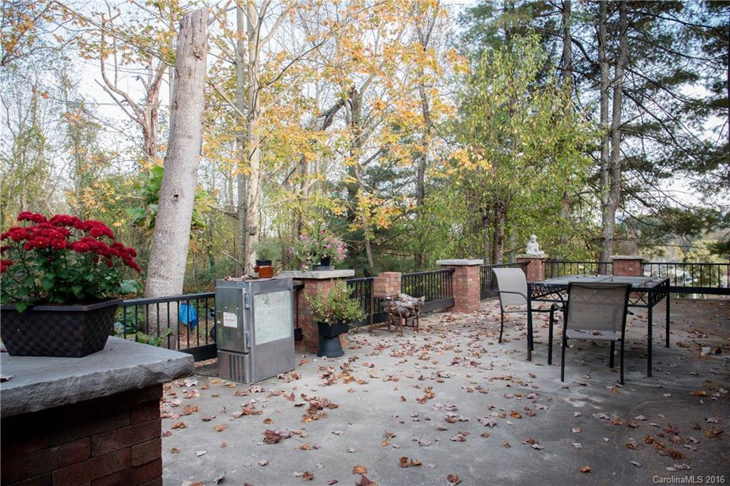 9 Fieldcrest Drive #4 - Photo 8