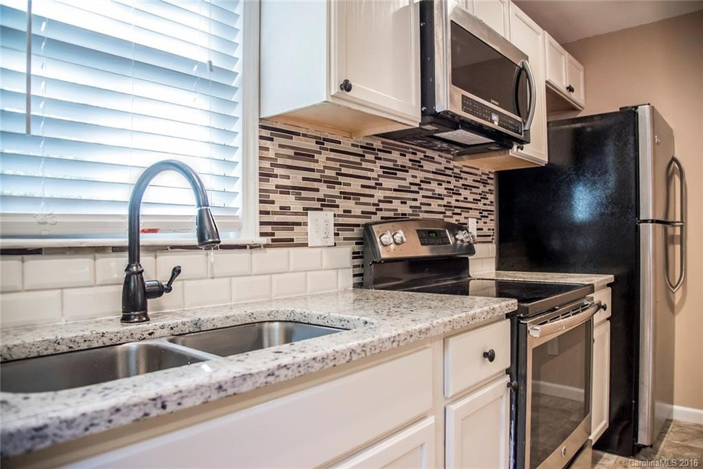 200 Oconeechee Avenue - Photo 10